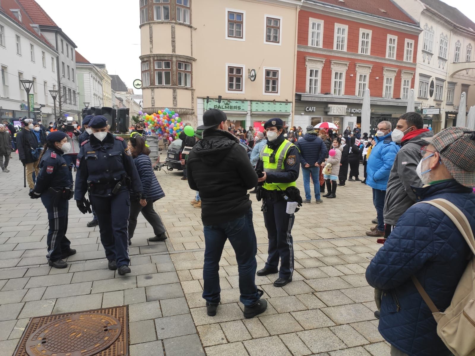Faschingsumzug als Coronademo