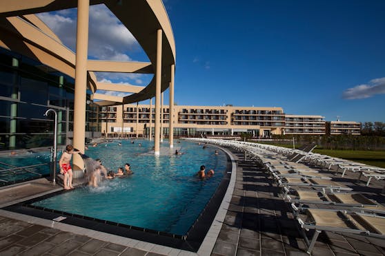 Geht es nach Hans Peter Doskozil (SPÖ), öffnen die Thermen und angrenzende Hotels im Burgenland am 1. März.