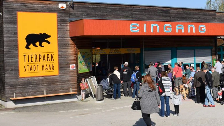 Die FFP2-Maskenpflicht gilt im gesamten Tierpark Haag.