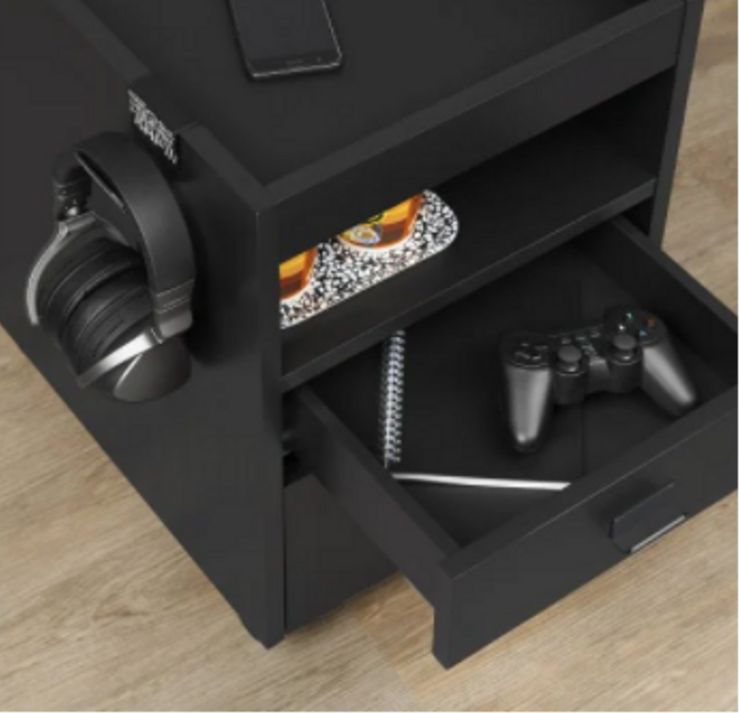 Neu hat der schwedische Möbelhersteller Ikea Gaming-Möbel im Sortiment.