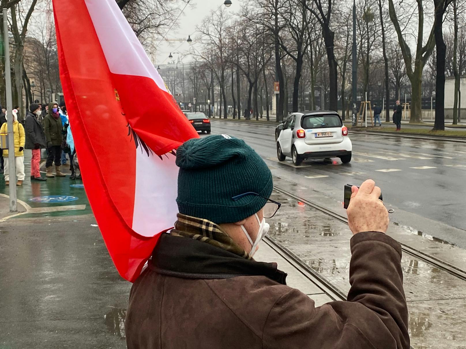 Ein Teil der Demonstranten war maskiert.