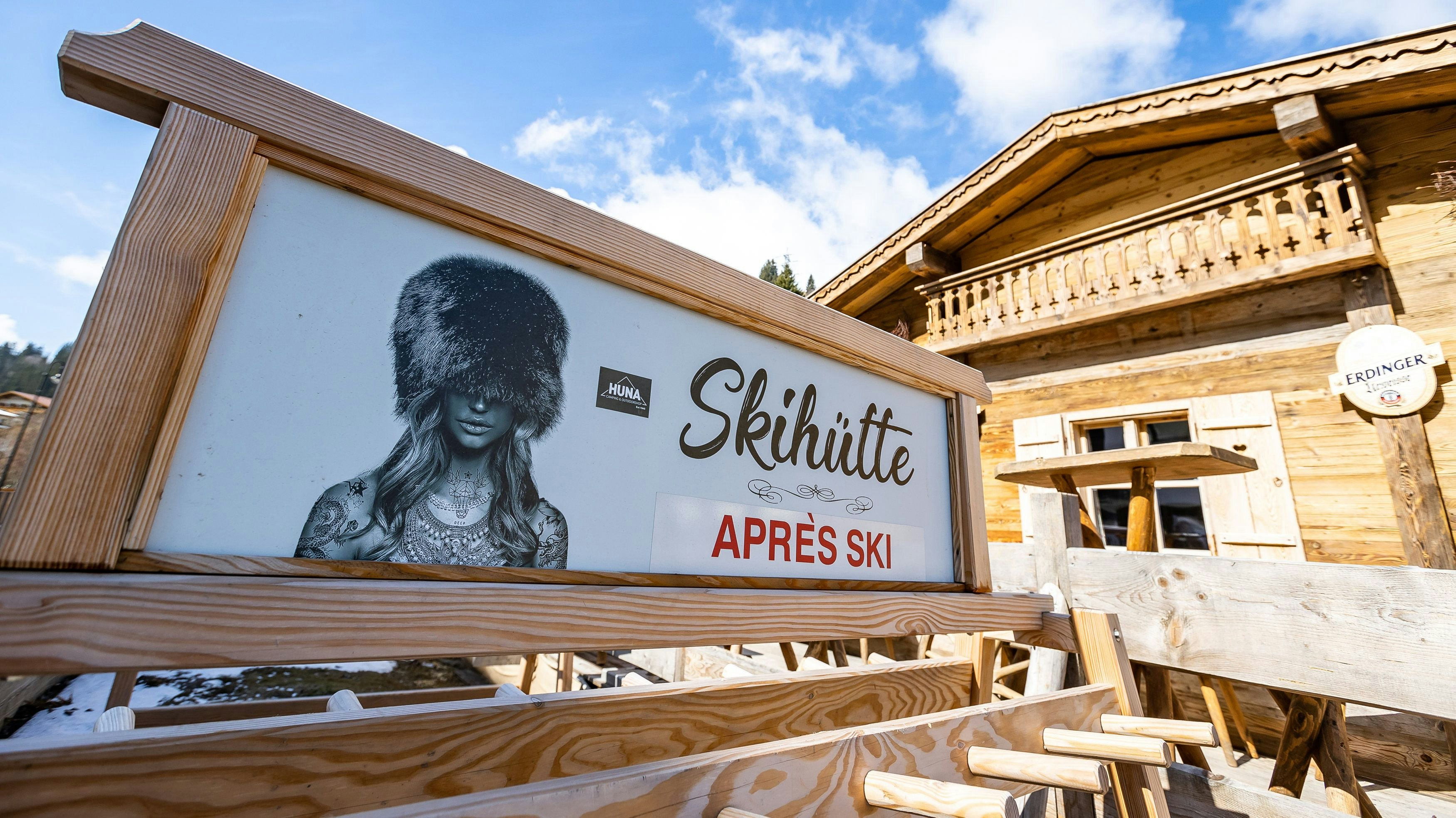 Eine Skihütte. Symbolbild