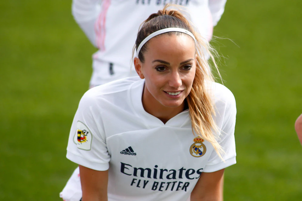 Real-Star Kosovare Asllani