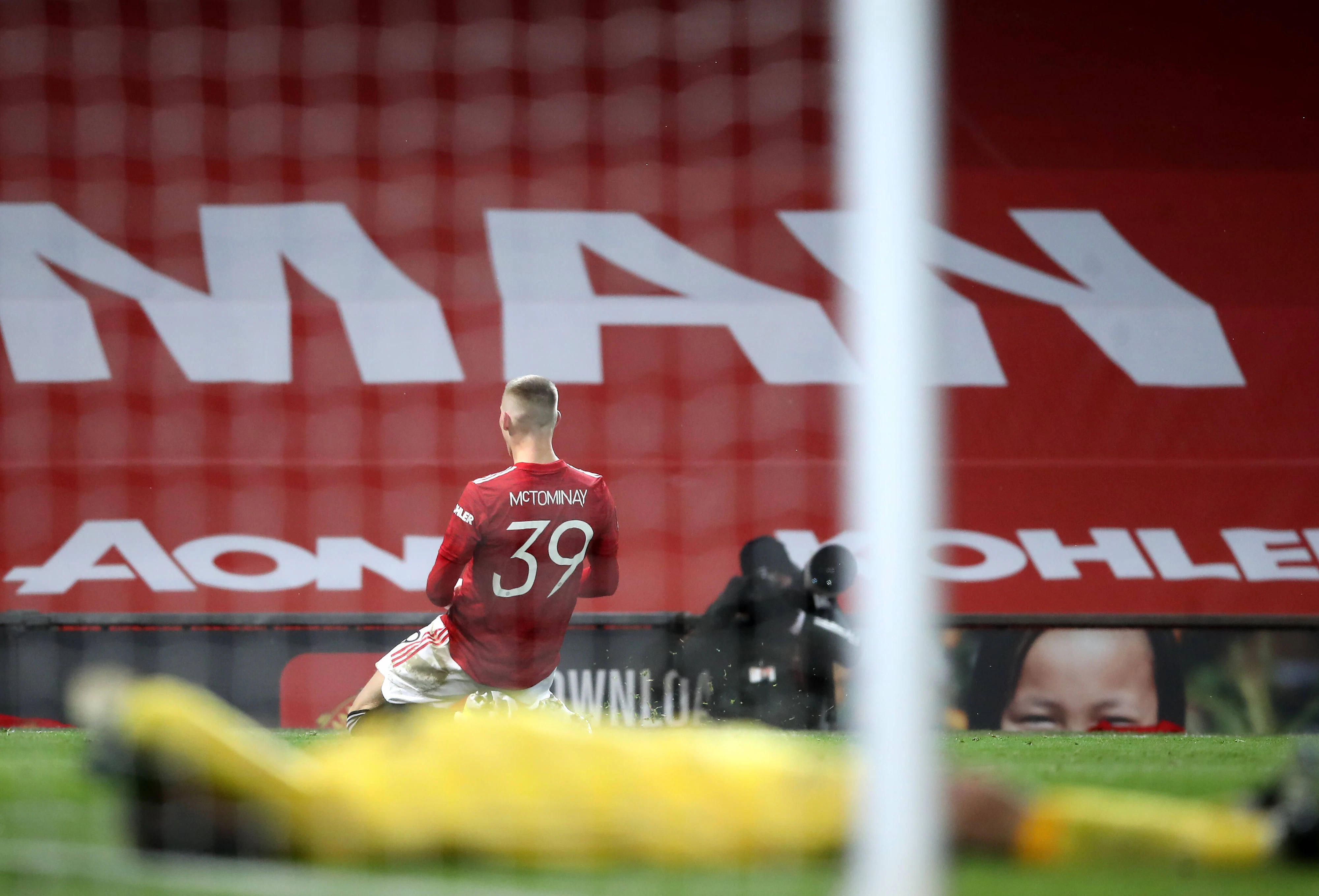 Scott McTominay trifft für Manchester United. 