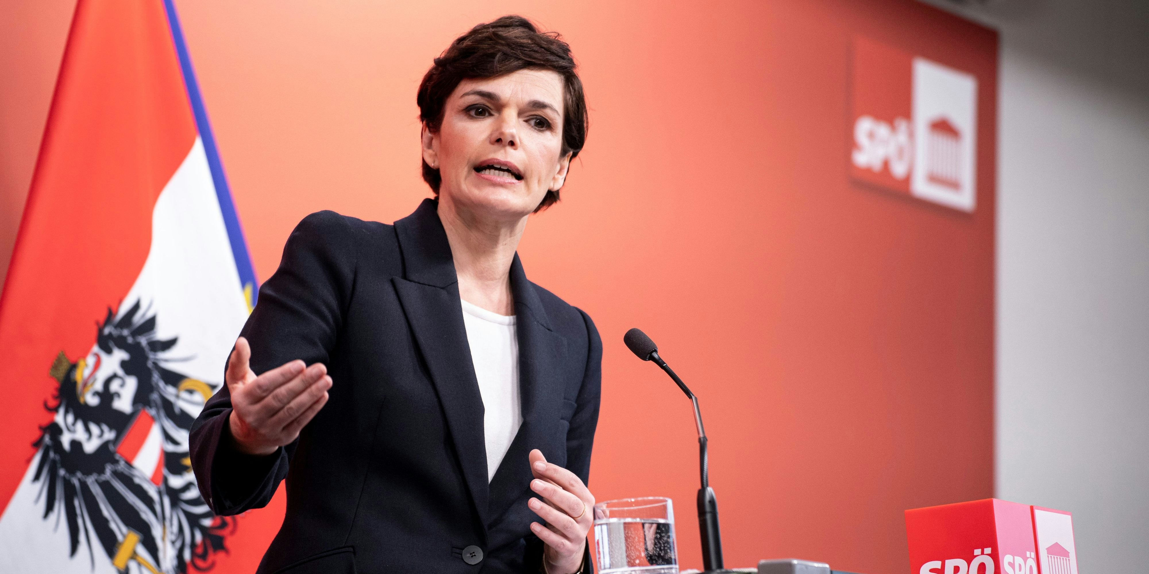  Pressekonferenz in Wien mit Pamela Rendi-Wagner zur aktuellen Corona-Entwicklung. Archivbild
