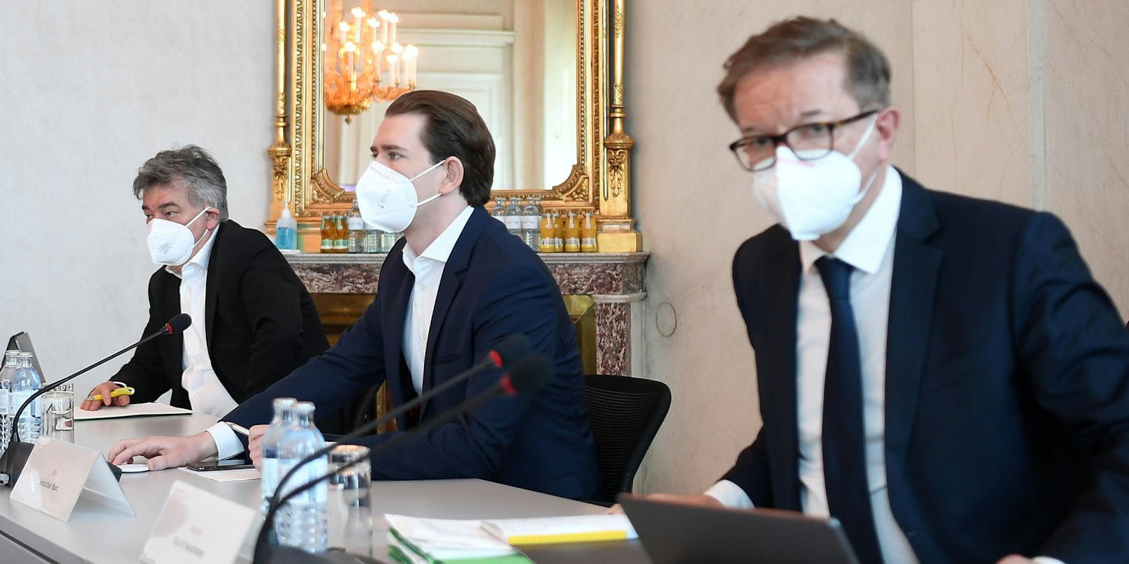 Gesundheitsminister Rudolf Anschober, Bundeskanzler Sebastian Kurz und Vizekanzler Werner Kogler