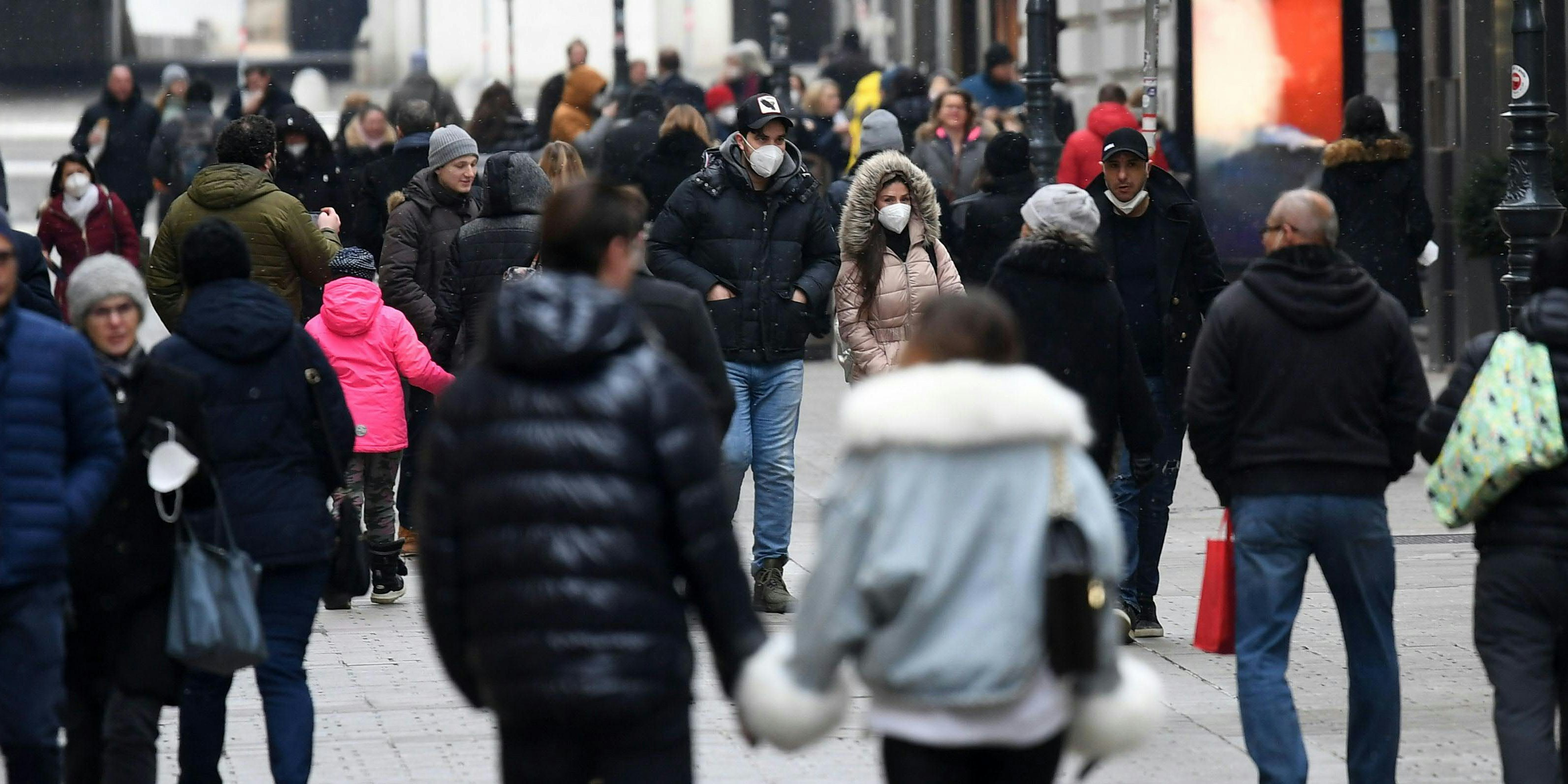 Am Sonntag ging die Polizei streng gegen Covid-Sünder in der Wiener Innenstadt vor. Symbolbild. 
