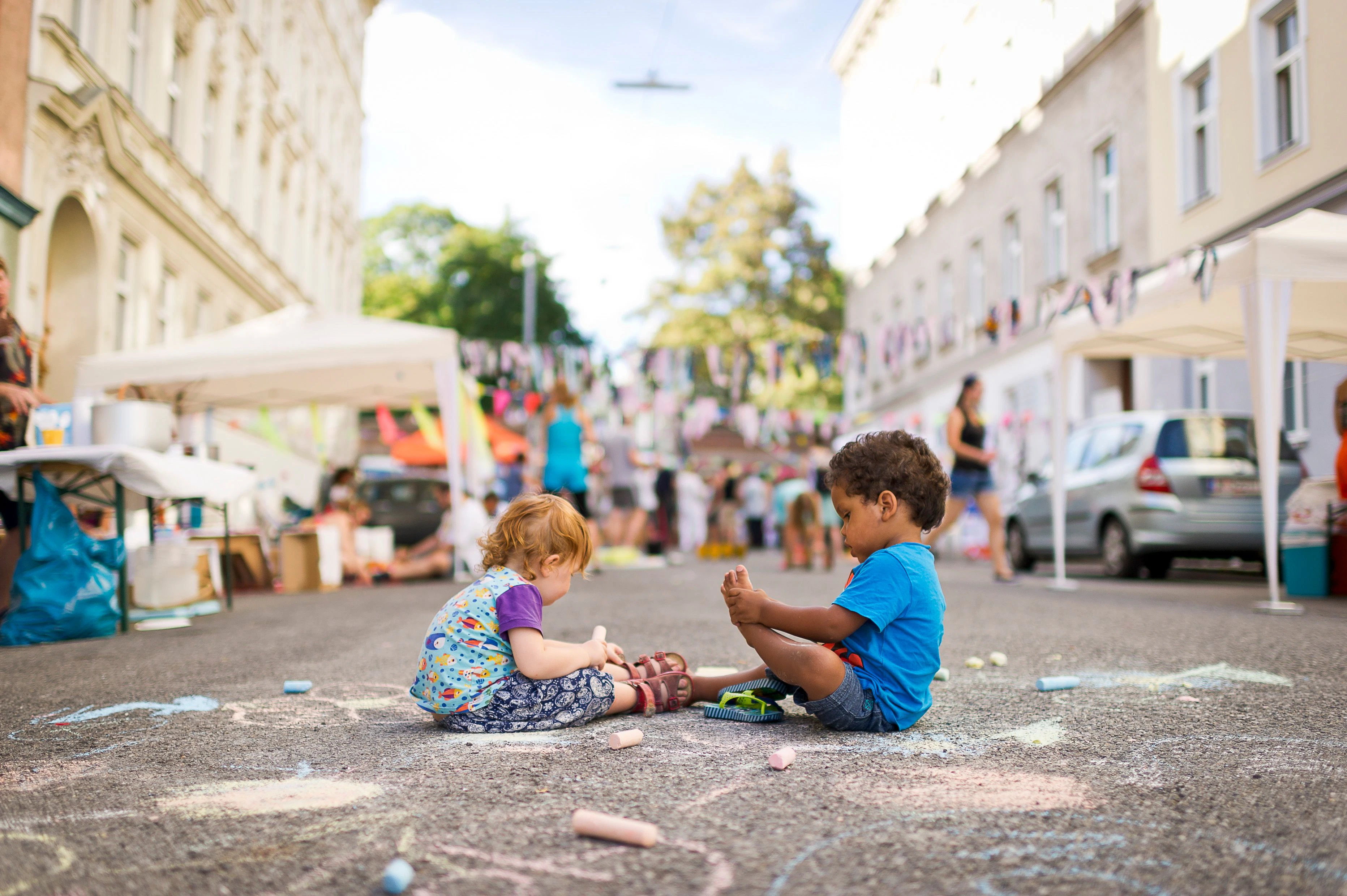 Für Projekte, die Kindern und Jugendlichen mehr Platz im öffentlichen Raum geben, gibt es bis zu 3.000 Euro.