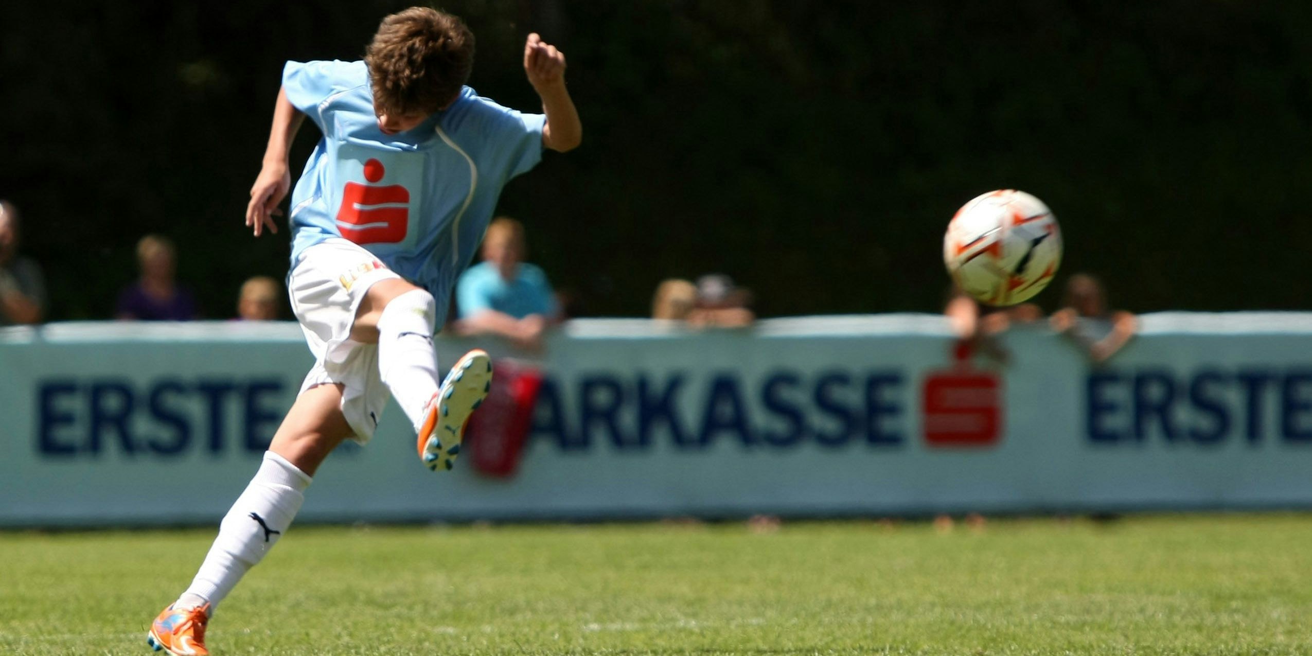 Ab 15. März darf in Schulen wieder gesportelt werden.