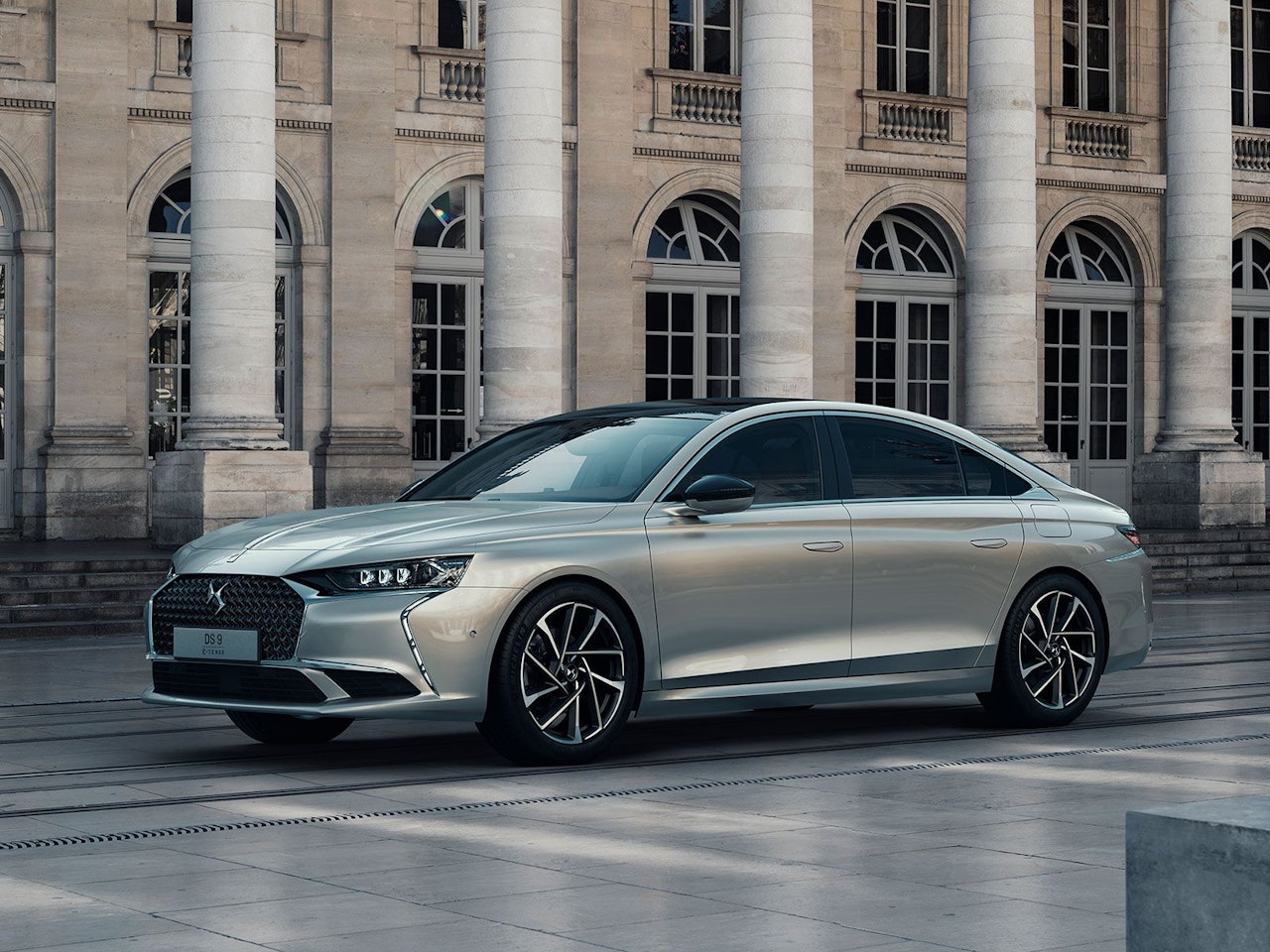 Heute.at - Österreich-Premiere für den neuen DS 9 E-TENSE