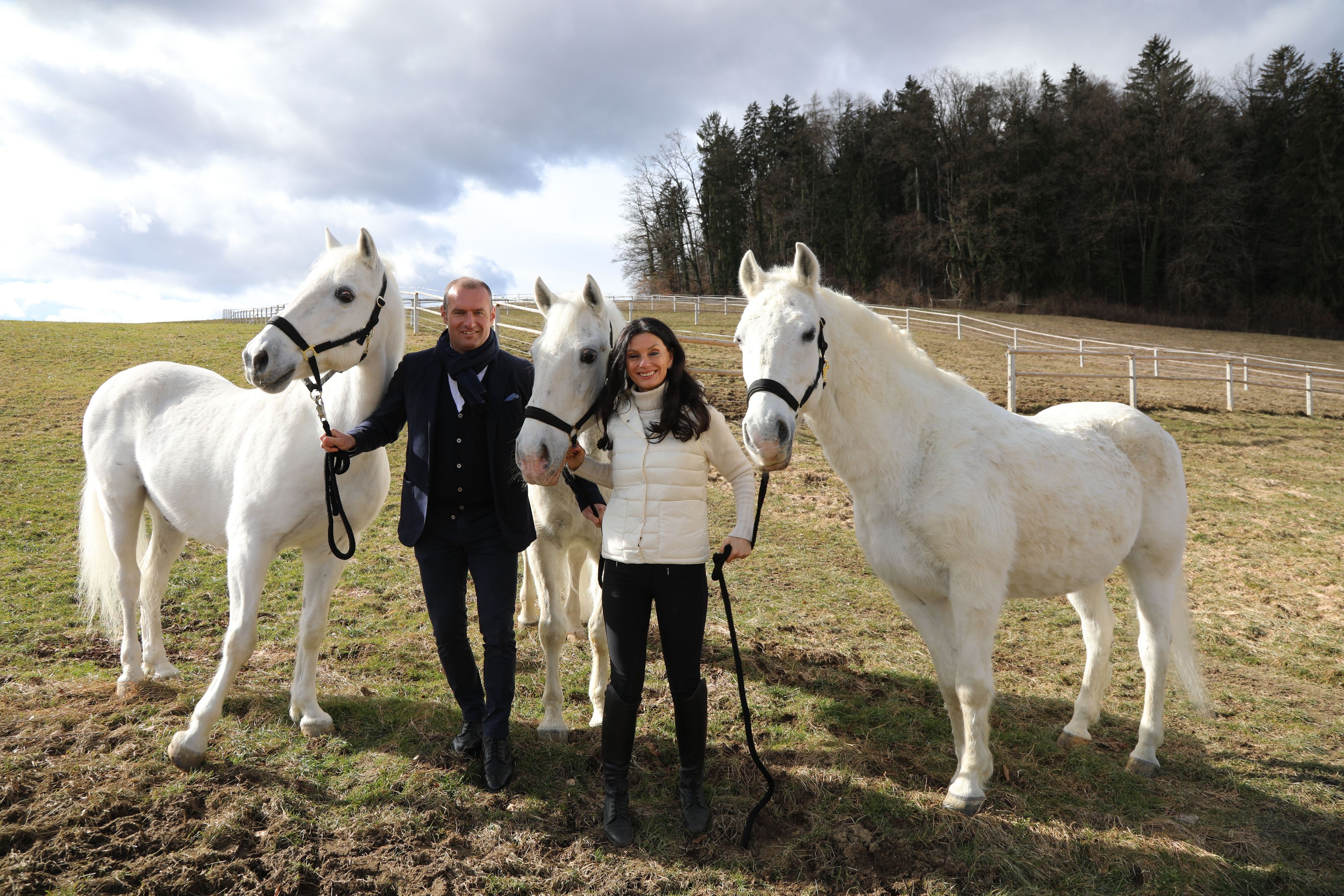 Dieter Ehrengruber und Sonja Klima überlieferten bereits die ersten drei Hengste nach Ungarn. 