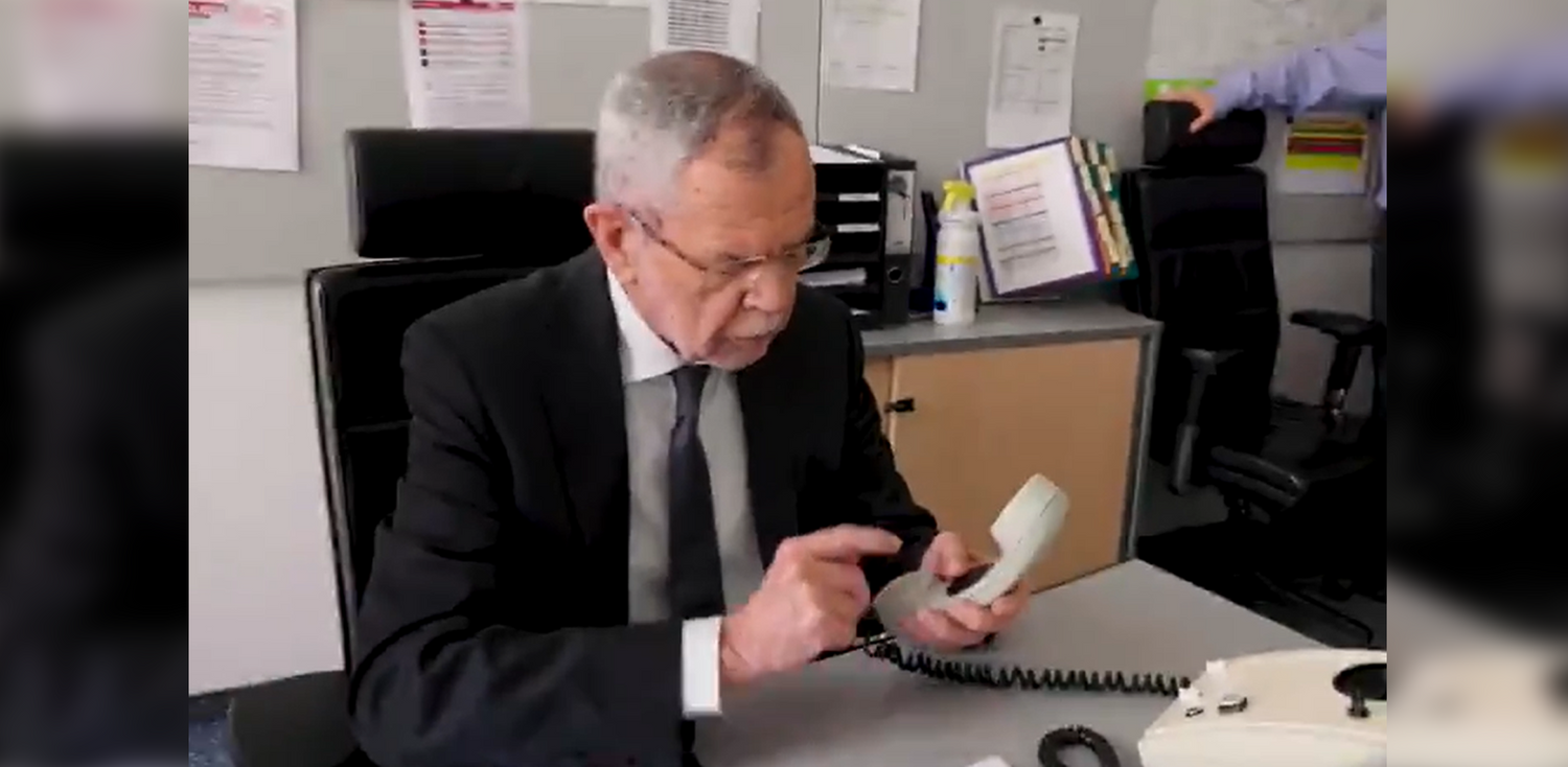 Am Mittwochmorgen hörten Öffi-Gäste plötzlich eine fremde aber doch vertraute Stimme über die Durchsage