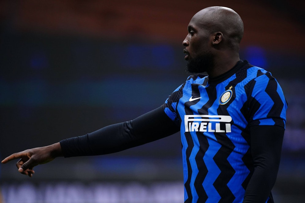 Hat Romelu Lukaku bald ein pikantes Logo auf der Brust? 