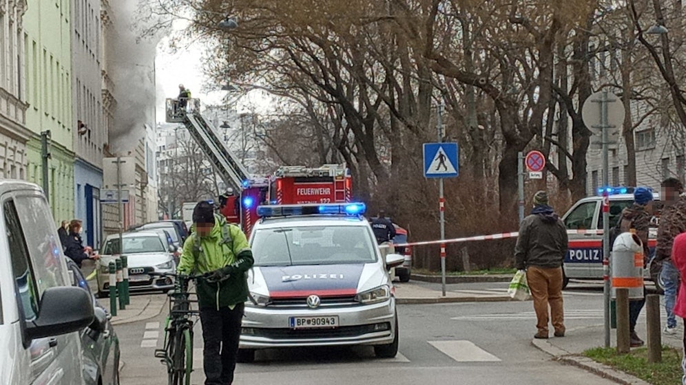 Großer Blaulicht-Einsatz in der Schanzstraße (Penzing)