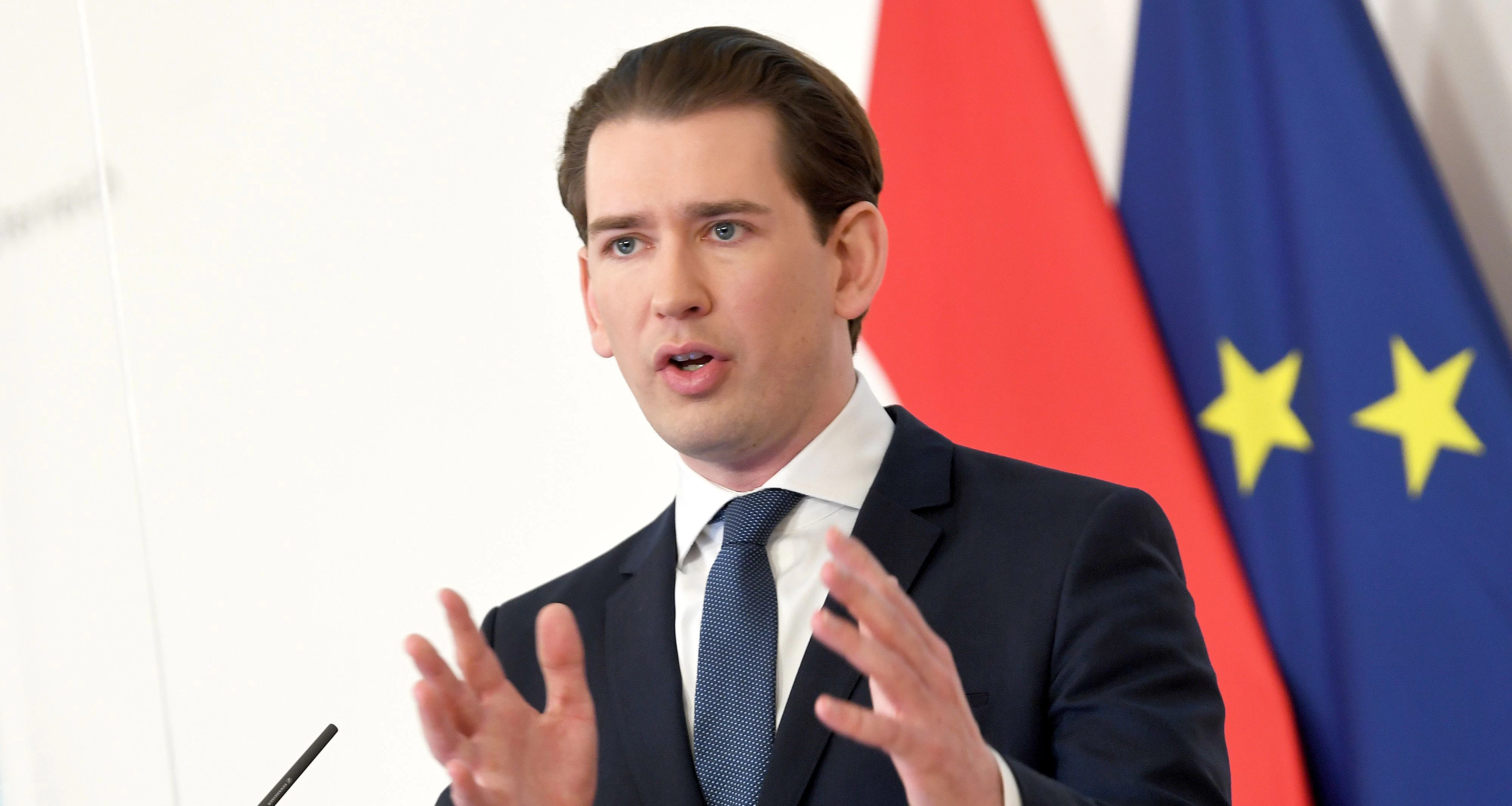 Download von www.picturedesk.com am 12.03.2021 (12:31).  ABD0080_20210312 - WIEN - ÖSTERREICH: Bundeskanzler Sebastian Kurz (ÖVP) im Rahmen einer PK mit dem Titel "Impfstofflieferungen der EU" am Freitag, 12. März 2021, in Wien. - FOTO: APA/ROLAND SCHLAGER - 20210312_PD2642 - Rechteinfo: Rights Managed (RM)