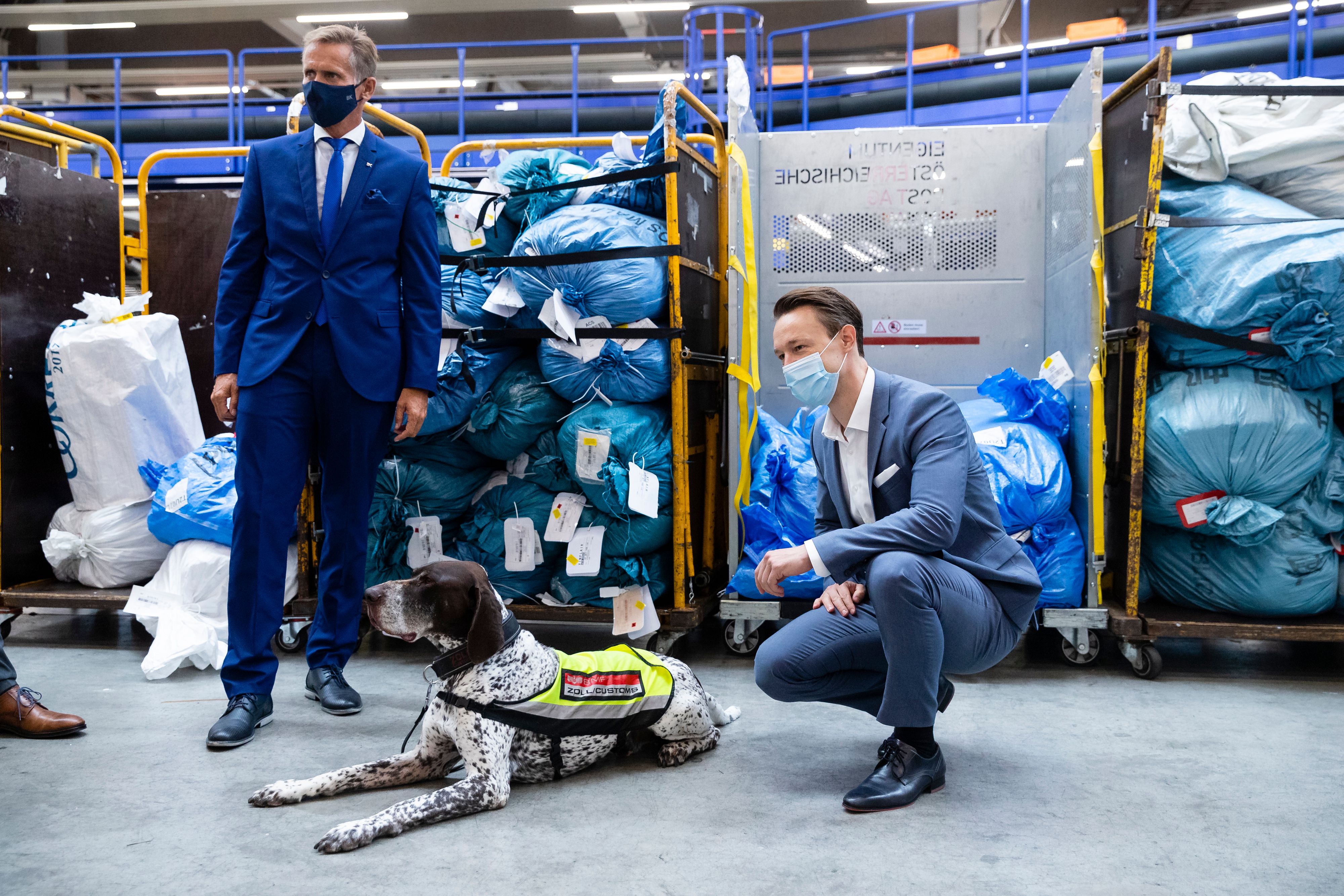 Alleine 2020 hat der österreichische Zoll mehr als eine Tonne Suchtmittel aus dem Verkehr gezogen. 