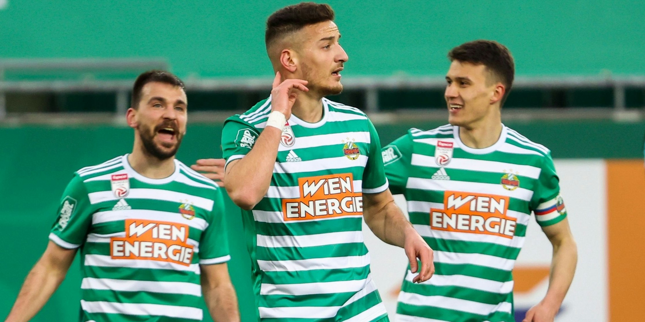 Rapid und Ercan Kara jubeln über einen klaren Sieg.