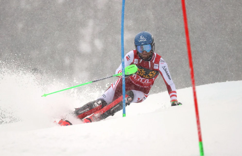 Marco Schwarz im Schneetreiben von Kranjska Gora.