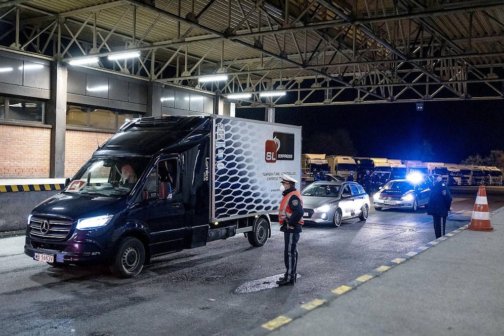 Hier kamen die ersten Impfdosen nach Österreich an (Archivfoto Dezember 2020)