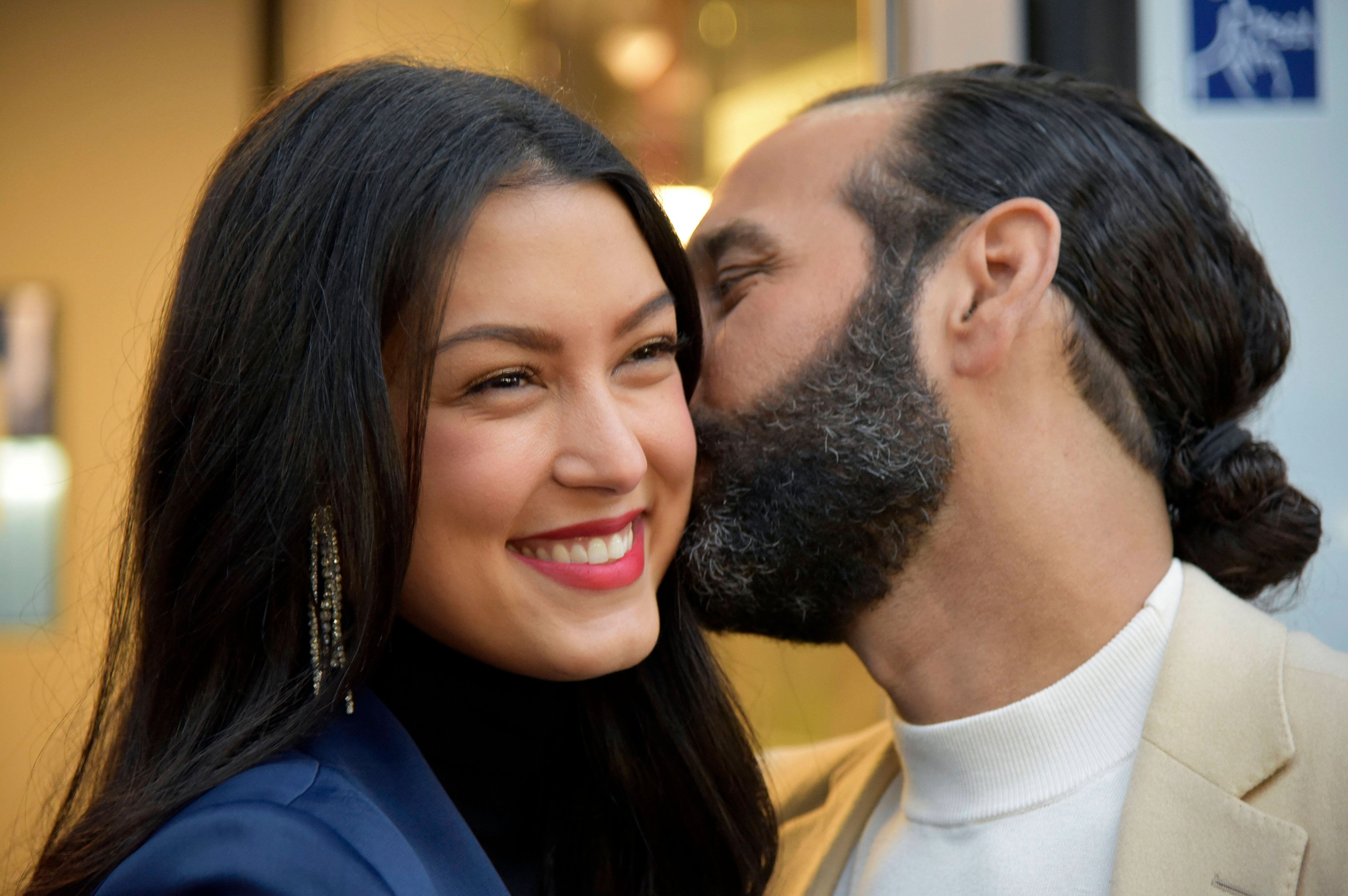 <strong>Rebecca Mir</strong> und 