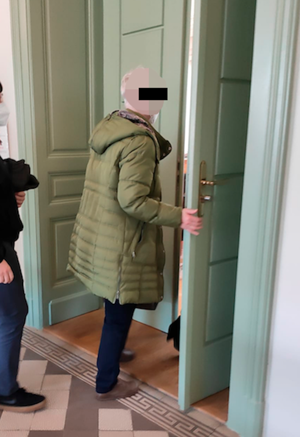 Die angeklagte Mutter am Landesgericht Wr. Neustadt