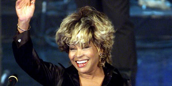 Ende März erscheint mit "Tina" ein neuer Dokumentarfilm über das Leben der Musiklegende. Dann will Tina Turner dem Showbusiness endgültig den Rücken kehren.