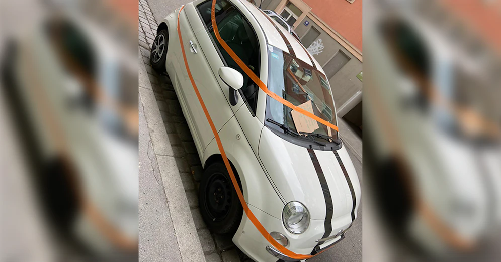 Dieser Autofahrer wird beim nächsten Mal vermutlich sorgfältiger parken.