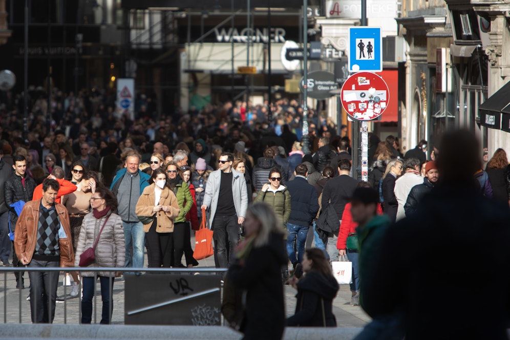Ein Experte sagt zur Corona-Situation: Seinen Urlaub wird er lieber in Österreich planen.