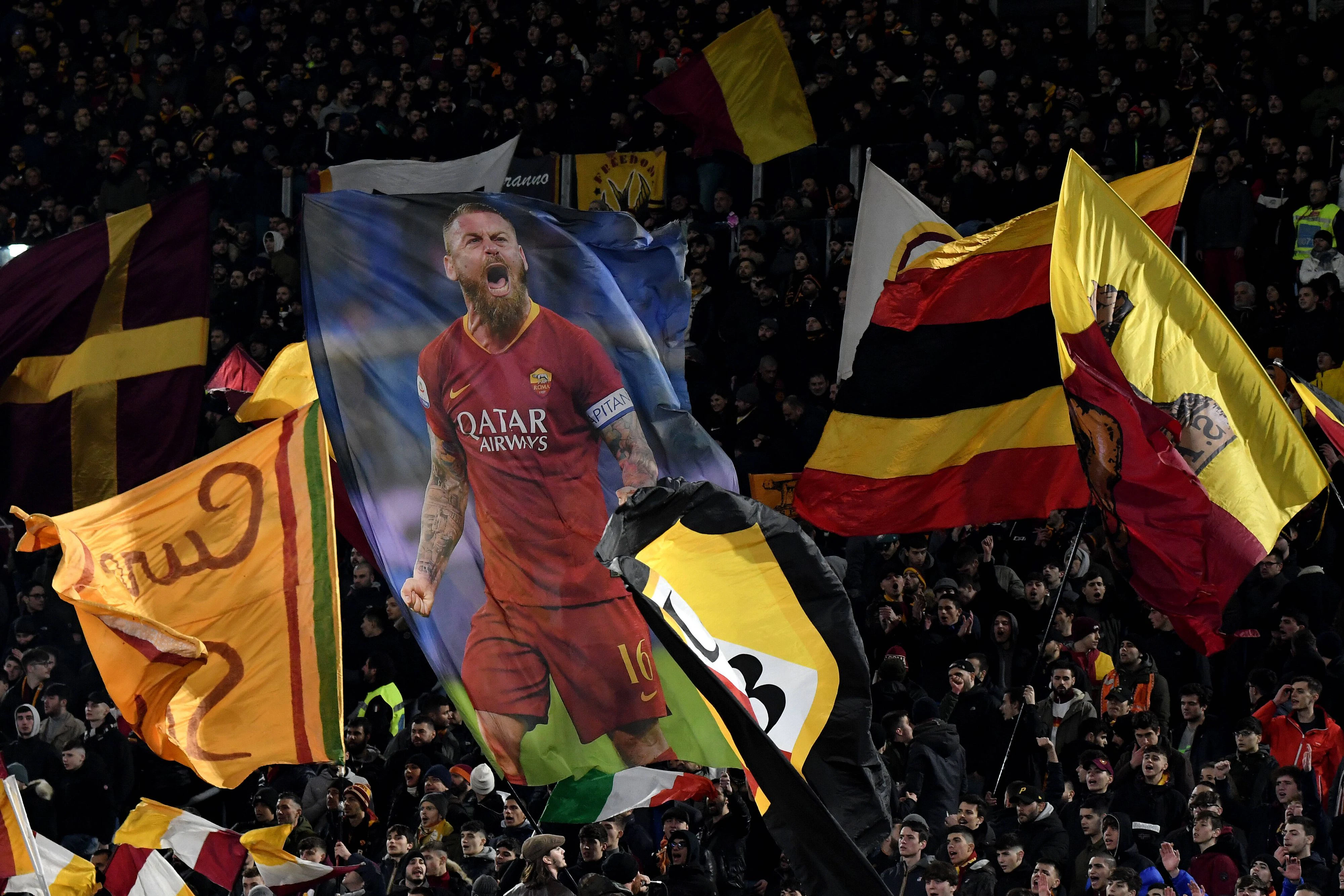 Fans feiern Daniele De Rossi