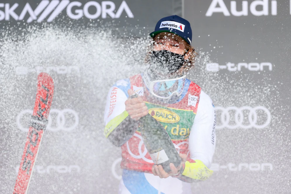 Marco Odermatt hat zukünftig Red Bull am Kapperl stehen und nicht Helvetia