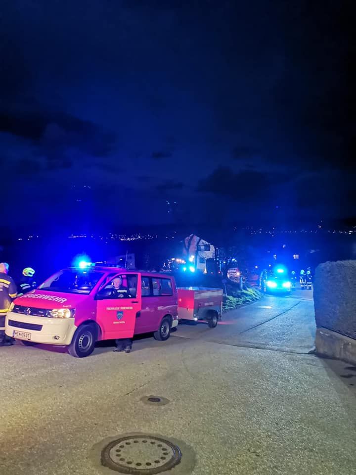 Zahlreiche Einsatzkräfte waren vor Ort. 