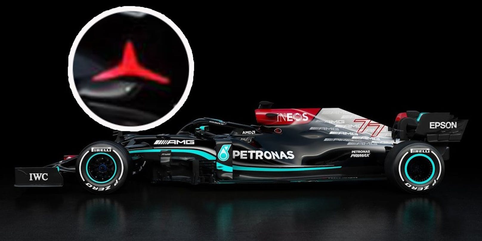 Der neue Mercedes-Bolide. Der rote Stern repräsentiert Niki Lauda.