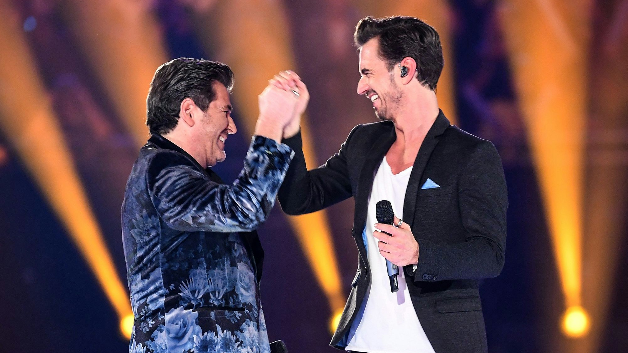 Download von www.picturedesk.com am 20.03.2021 (16:45).  11 January 2020, Berlin: Thomas Anders (l) and Florian Silbereisen will be on stage at the show "Schlagerchampions - The great festival of the best". Photo: Britta Pedersen/dpa-Zentralbild/dpa - 20200111_PD15667 - Rechteinfo: Rights Managed (RM)