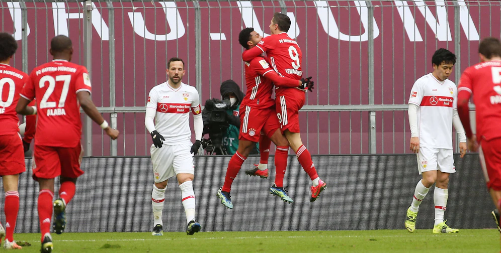 Robert Lewandowski trifft gegen Stuttgart. 
