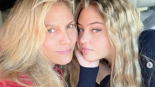 20.3.2021: Heidi Klum (47) und Tochter Leni Klum (16) haben keine Hemmungen sich auch mal ohne Make-Up und Insta-Filter. "Alles natürlich", schrieb die "GNTM"-Chefin zu dem Foto.