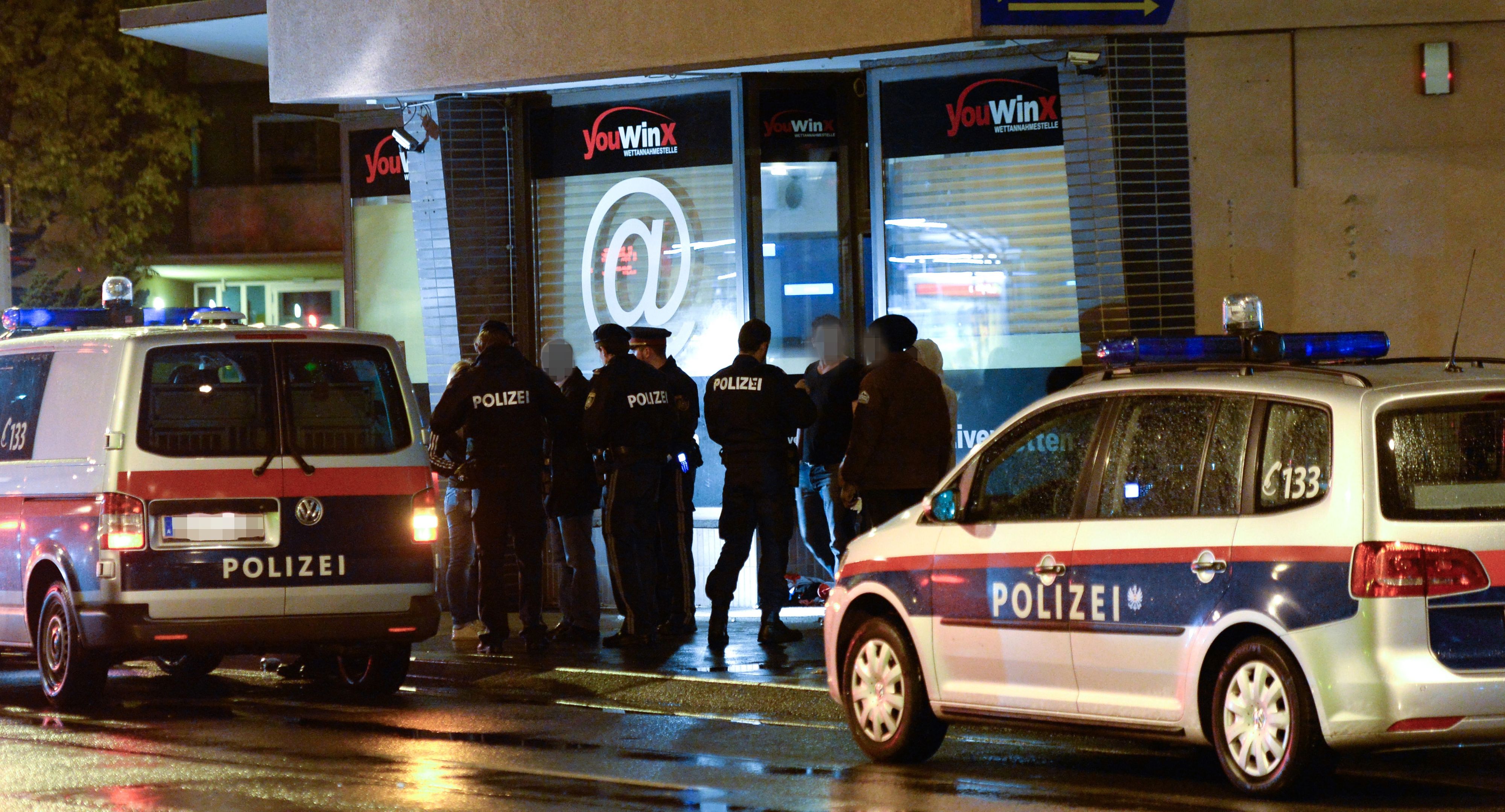 In einem Innsbrucker Wettcafé kam es am Wochenende zu einem Polizeieinsatz. Symbolbild. 
