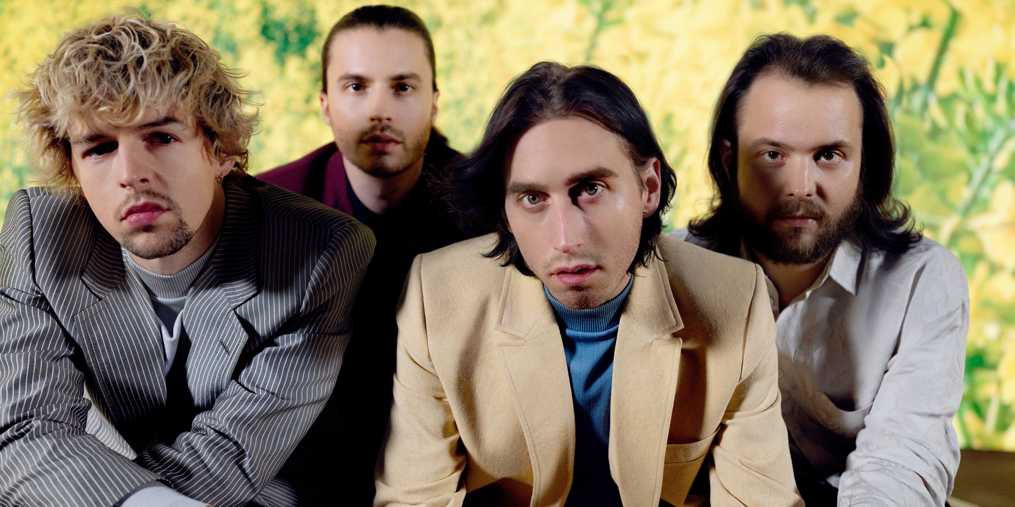 Bilderbuch melden sich mit einem neuen Video (s.u.) zurück.