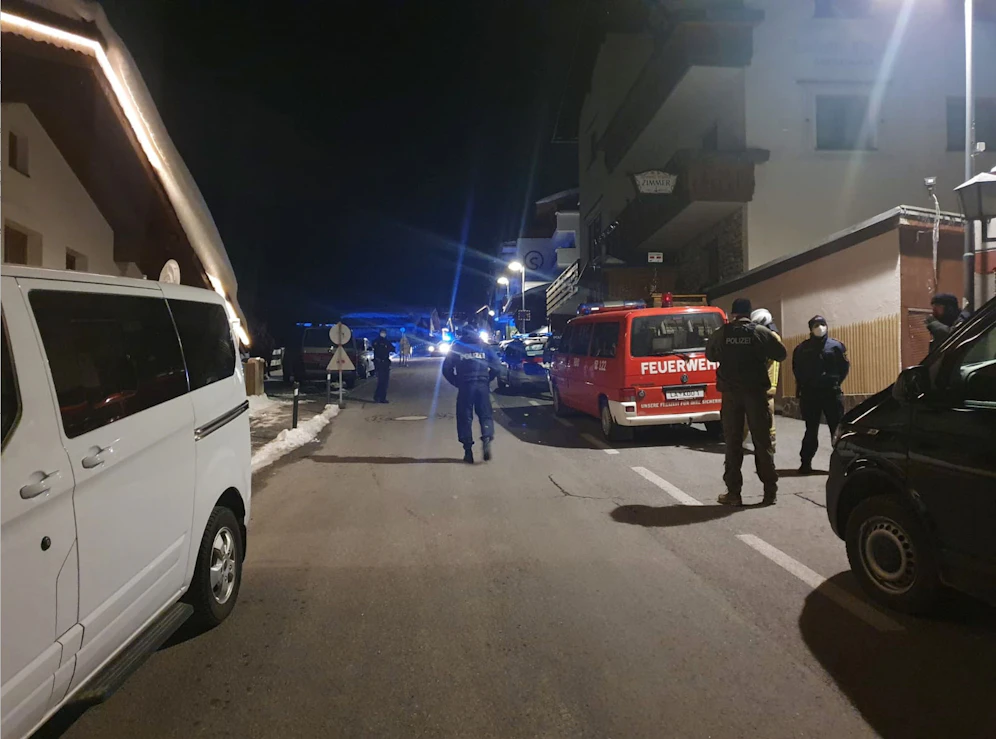 In St. Anton kam es am Montagabend (22.03.2021) zu einer Bombendrohung. 