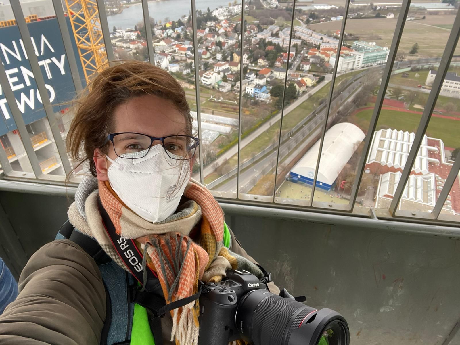 Das Vienna "TwentyTwo" am Dr.-Adolf-Schärf-Platz (Donaustadt): "Heute" wagte sich beim Baustellenbesuch hoch hinaus.