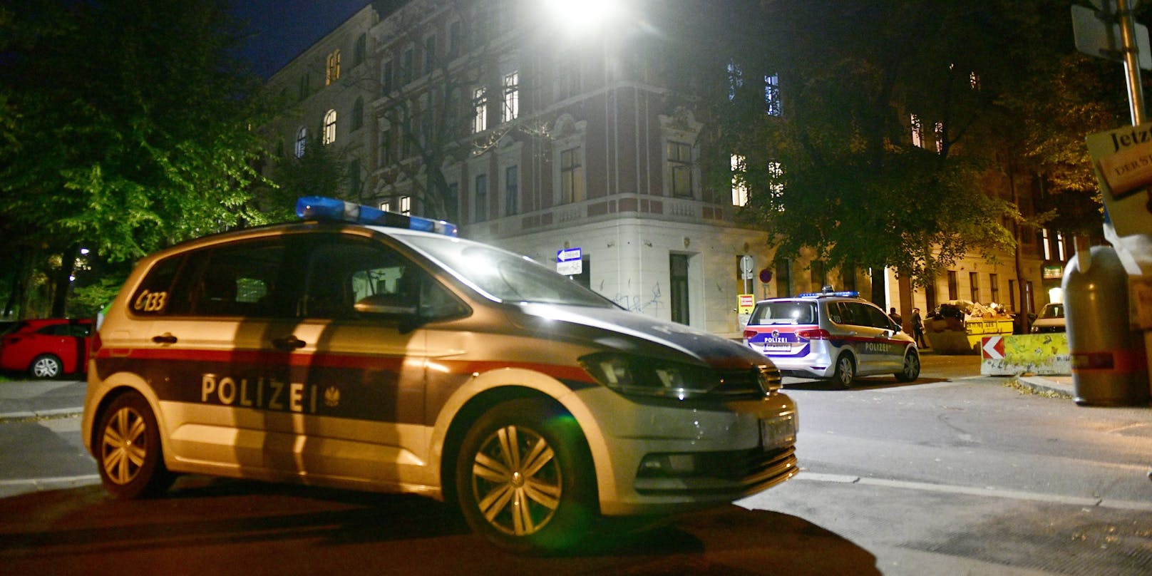 Polizei in der Wiener Ybbsstraße (Symbolbild)