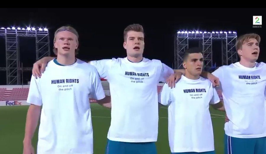 Erling Haaland und Co. protestieren gegen die Wüsten-WM in Katar. 