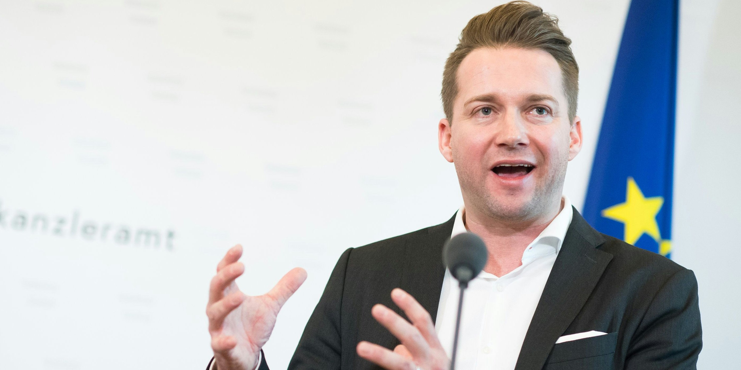 Handelsverbands-Obmann Rainer Will bei einer Pressekonferenz