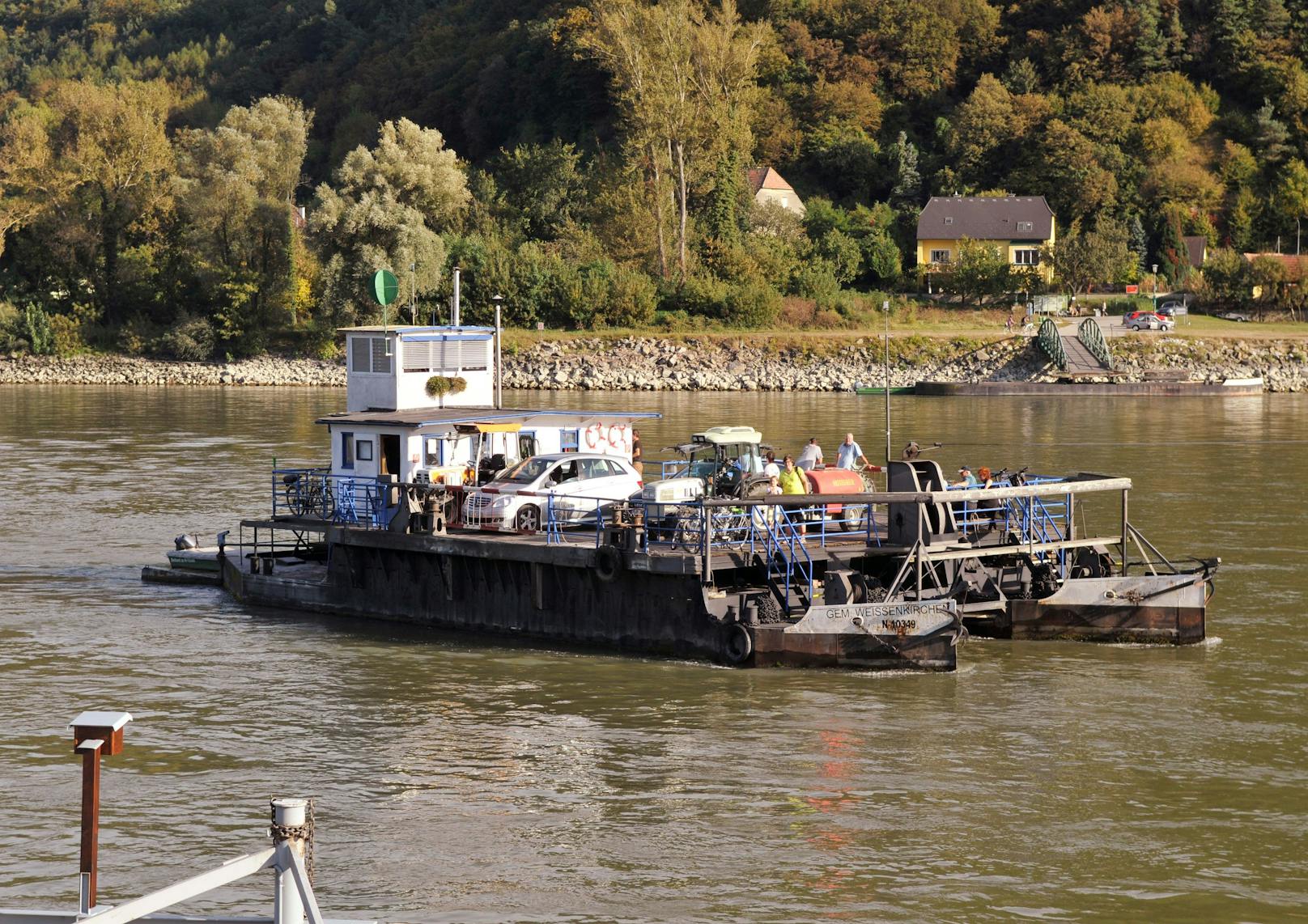 Die Donaufähre bei Weißenkirchen