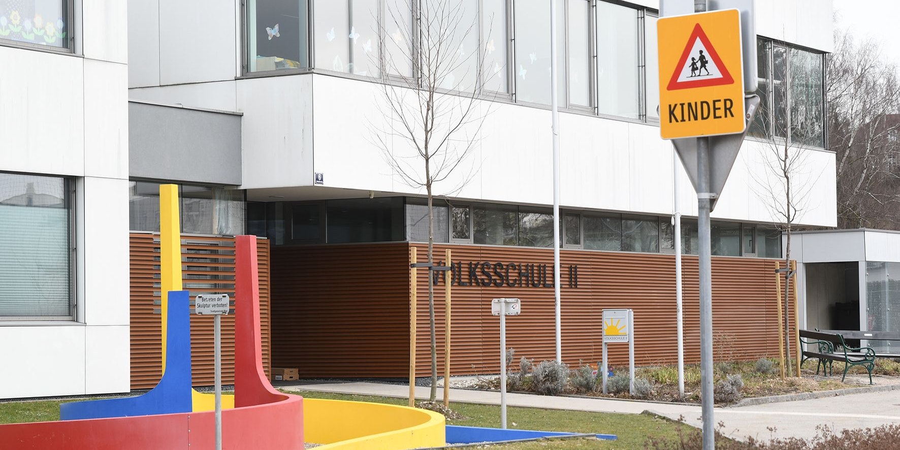 In Niederösterreich, Burgenland und Wien bleiben die Schulen bis 11. April zu