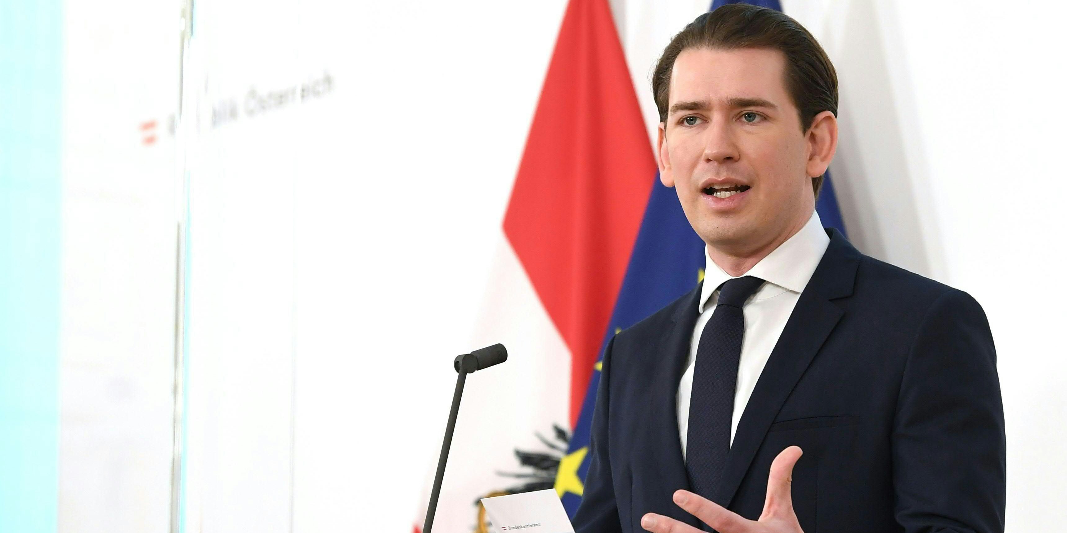 Kurz sitzt fest im Sattel: bei der direkten Kanzlerwahl liegt er weiter vorne.