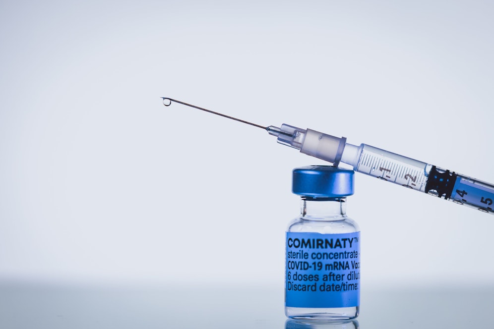 Eine neue Studie gibt in Bezug auf die Herdenimmunität leider wenig Hoffnung.