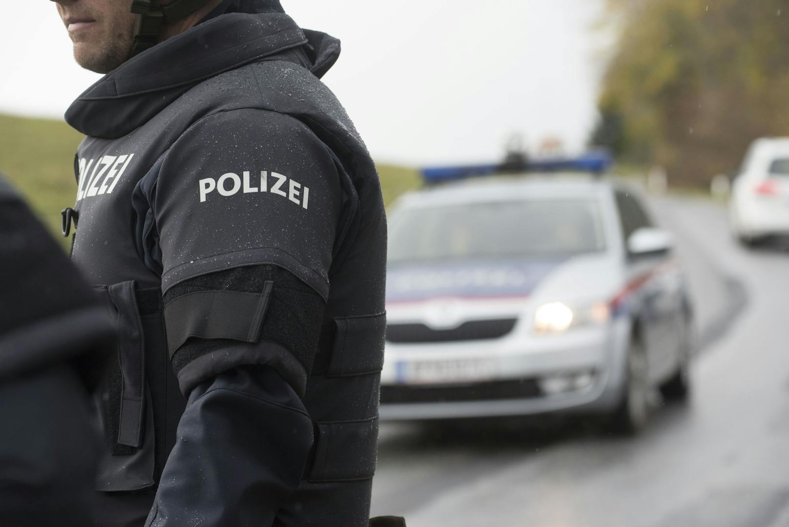 Polizei am Schauplatz einer Schießerei nahe Graz. Symbolbild