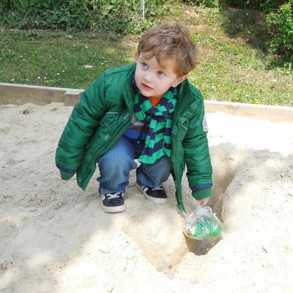 Keine Nestsuche am Spielplatz in Loosdorf.