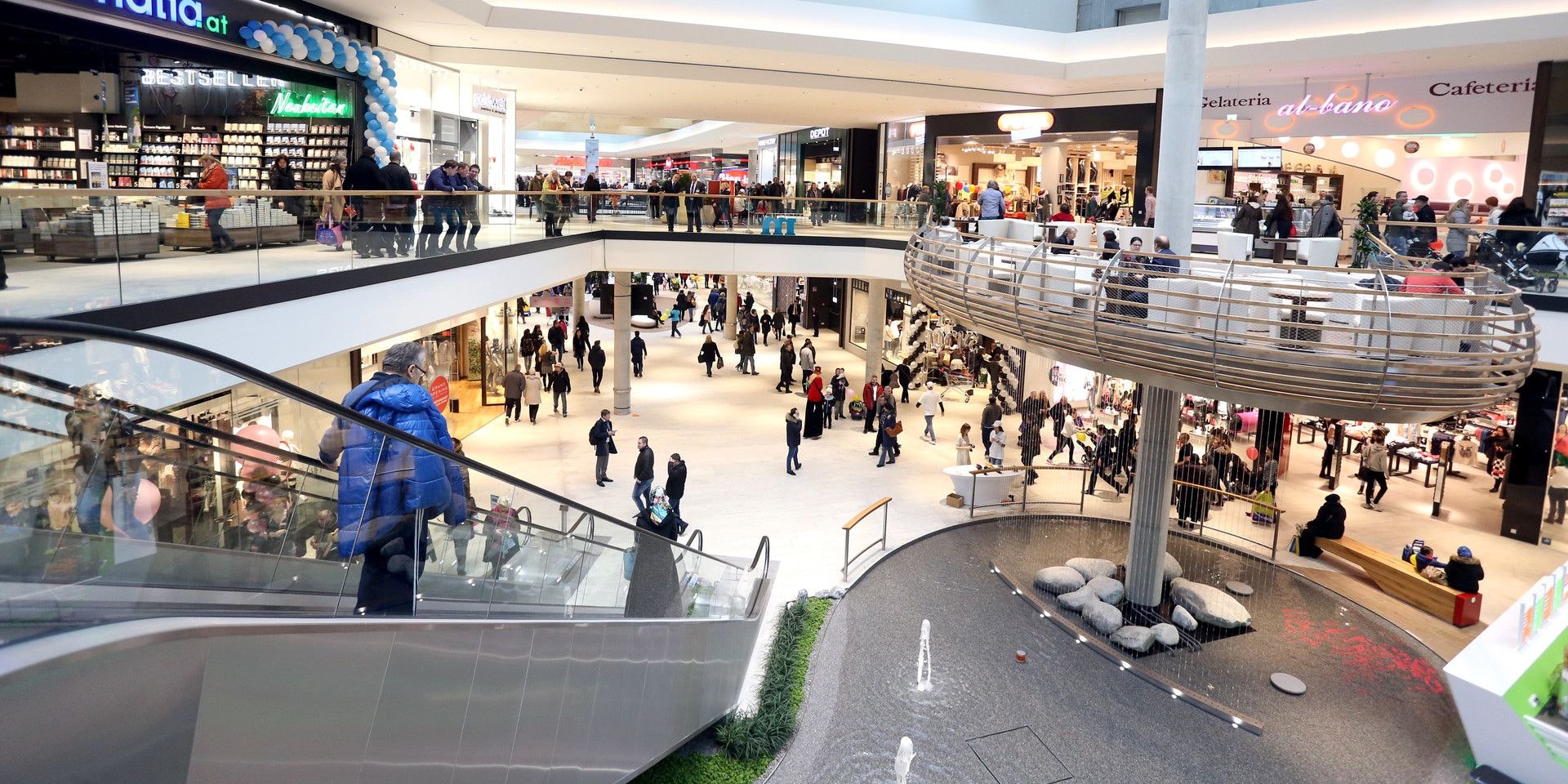 Der Handel wehrt sich gegen die neuerlichen Schließungspläne der Regierung.