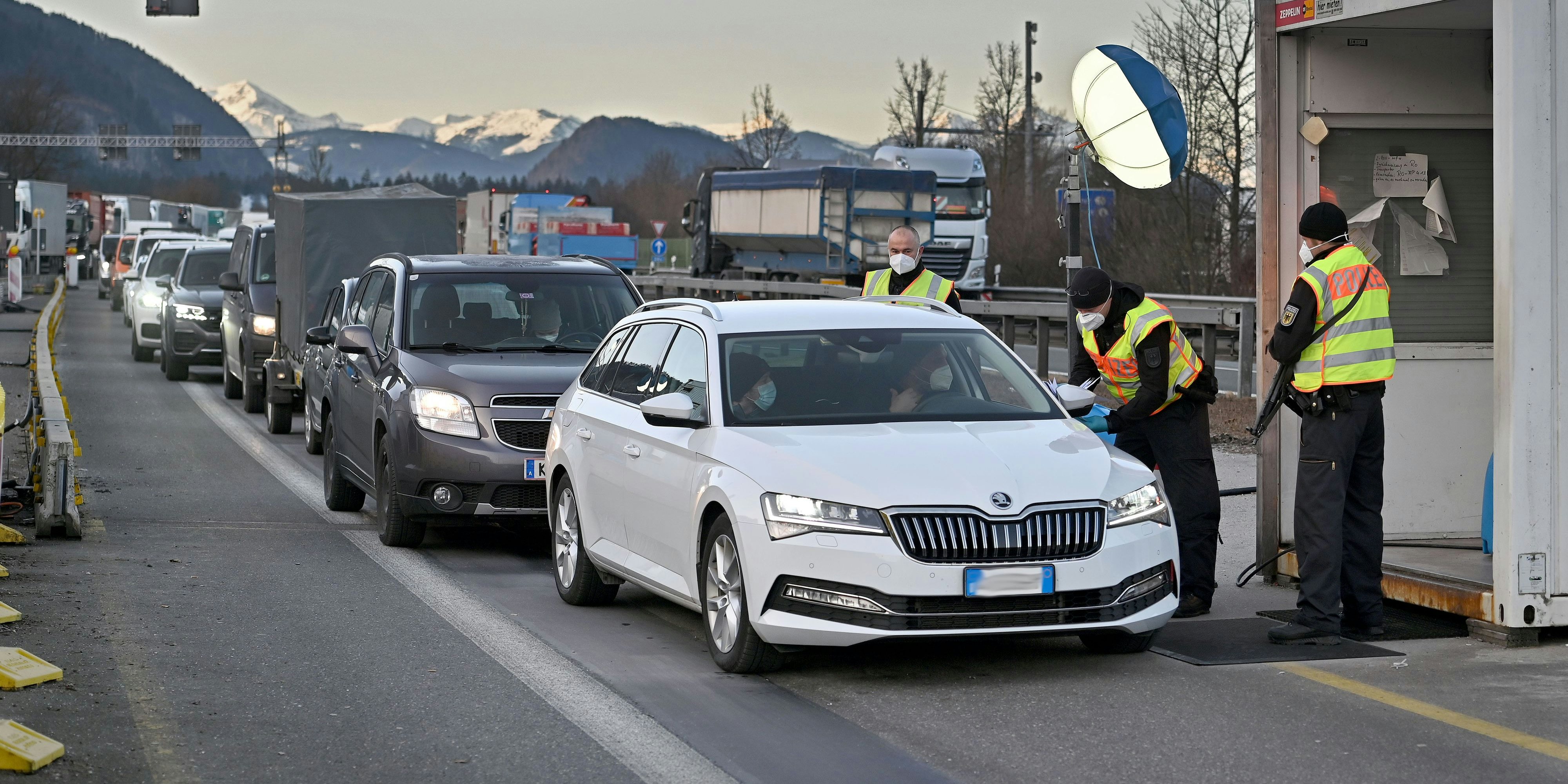 Die Grenzkontrollen für Tirol werden aufgehoben.
